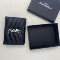 Saint Laurent（サンローラン） ブラック キルティング 二つ折り財布