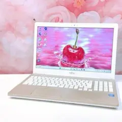 ホワイトカラー✨ サクサク動作！ Windows11 ノートパソコン SSD搭載