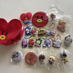 BT21 キーホルダーセット 缶バッチ他20点