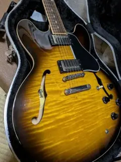 Item thumbnail for item ce87599c-27bd-41de-b4db-f7a21bfda4fd