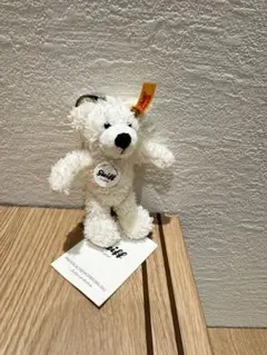 Steiff ホワイトぬいぐるみ　美品のサムネイル