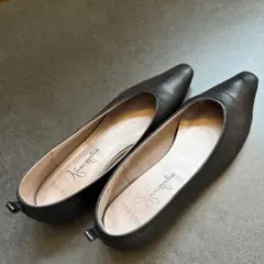 銀座かねまつ ブラック フラットシューズ