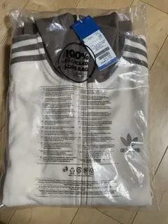 adidasトラックジャケット 新品