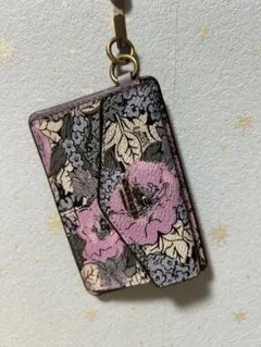 COACH 花柄 パスケース 定期入れ　未使用