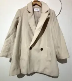 フレイアイディー/白Pコート/シワあり汚れあり/24時間以内発送