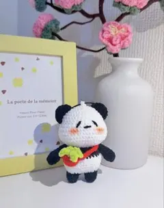 パンダちゃん　あみぐるみ　キーホルダー　ハンドメイド