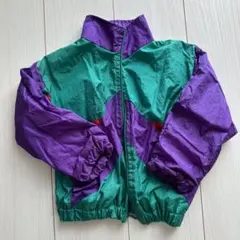 ヴィンテージ　アウター　海外　シャカシャカ　古着　ナイロンジャケット　キッズ