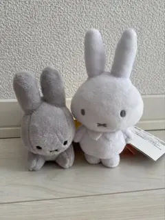 ミッフィー ぬいぐるみ ホワイト グレー　キーホルダー