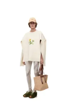 LOEWE⭐︎ニット