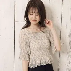 ナイスクラップ  パフスリーブレーストップス　白