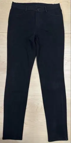 UNIQLO ブラック スキニーパンツ