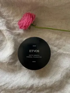 ETVOS マットスムースミネラルファンデーション