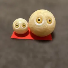 大理石で出来た可愛いフクロウの親子の石のオブジェ