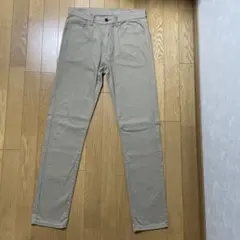 ユニクロ　ストレッチパンツ　チノパン　30〜31インチ ベージュ