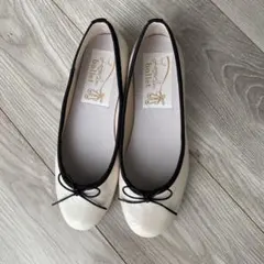 （美品）Launa lea ballet ラウナレアバレエ　ラウンドトゥ23.0
