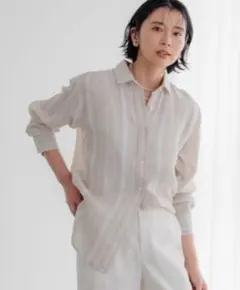 23区　リネン 長袖シャツ　ベージュ✖ホワイト　ストライプのサムネイル