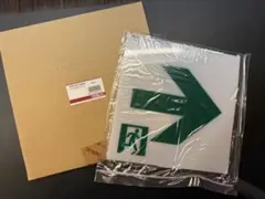 Item thumbnail for item fb0a22ee-46a2-4847-b406-c2be14a56414