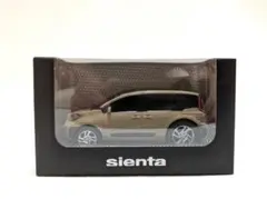 新品 TOYOTA sienta トヨタ シエンタ プルバックカー 非売品のサムネイル