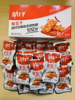 お客様専用　劲仔厚豆干香辣味1箱（共計20個入りx20g）邬辣妈蒜蓉豆条辣条4袋