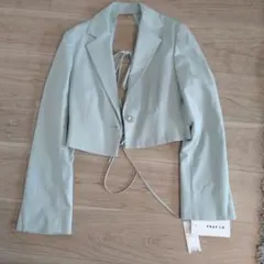 FRAY I.D バックオープンショートジャケット