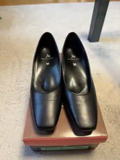SuccessWalk ブラックパンプス 22.5 新品のサムネイル