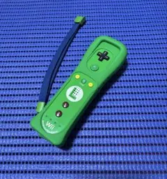 wiiリモコンプラスルイージ カバーストラップセット 清掃・除菌・動作確認済み