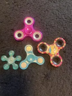 ハンドスピナー 4個セット