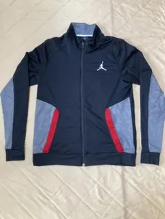 Item thumbnail for item 559abff6-81de-4d11-ab3d-b1560bf7da0f