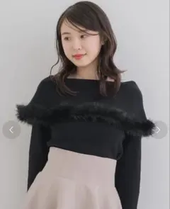 ems excite（エムズエキサイト） ファーつきケープニット