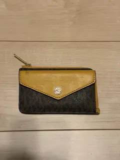 カードケース　マイケルコース