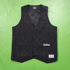 Item thumbnail for item c5f27a31-4e0e-4e23-bf58-ca212e876a70