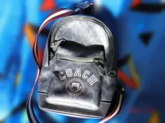 超美品COACH ボディバッグ 黒