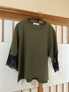 Bou Jeloud 袖レース 半袖カットソー カーキのサムネイル