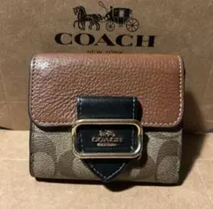 未使用✨Y2K COACH マディソン オプアート 二つ折り財布 ゴールド　黒 未使用✨Y2K COACH マディソン オプアート 二つ折り財布 ゴールド 黒