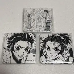 鬼滅の刃 お楽しみくじ 缶バッジ 錆兎 義勇 鬼滅の刃 ufotable お楽しみくじ スクエア缶バッジ 錆兎 - メルカリ