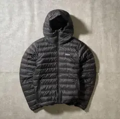 Patagonia ダウンセーターフーディ ダウンジャケット 黒