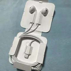 iPhone付属品イヤホン、ライトニングケーブル、Apple正規品