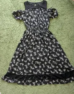 【美品】【INGNI】 異素材レース小花柄ワンピース ブラック　Мサイズ