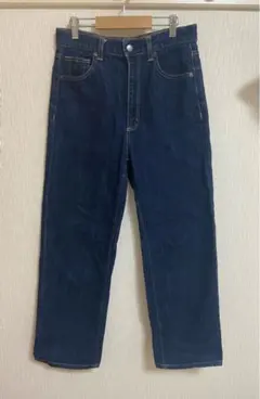 GU ダークブルー ストレートジーンズ