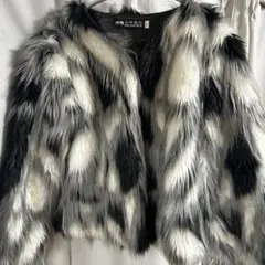 ブラック・ホワイト ファージャケット