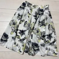 CherryAnn チェリーアン　花柄スカートのサムネイル
