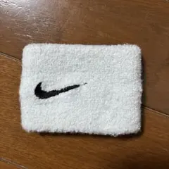 Nike ホワイト リストバンド