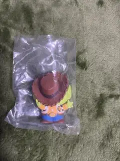 エイリアンガチャ　かくれんぼ　ウッディ