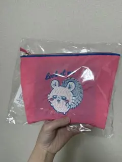 ちいかわもぐもぐ本舗　モモンガ刺繍ポーチ