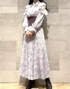 SNIDEL ウエストリブフレアプリーツワンピース アイボリー S