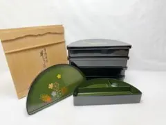 ほぼ未使用 懐石道具 輪島塗木製 雲錦蒔絵 半月幕の内 弁当箱5客組 内緑 共箱のサムネイル