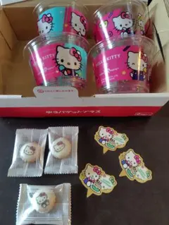 サーティワン　ハローキティ　アイスクリームカップ お菓子、ピック