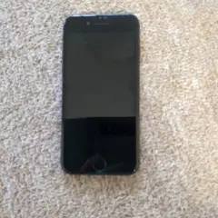 iPhone8　美品　バッテリー100％　新品イヤフォンあり