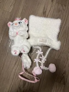 ディズニー　マリーちゃん　ニット帽　ポシェット　セット