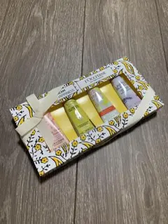 LOCCITANE ロクシタンハンドクリームGIFTWITH HAPPINESS
